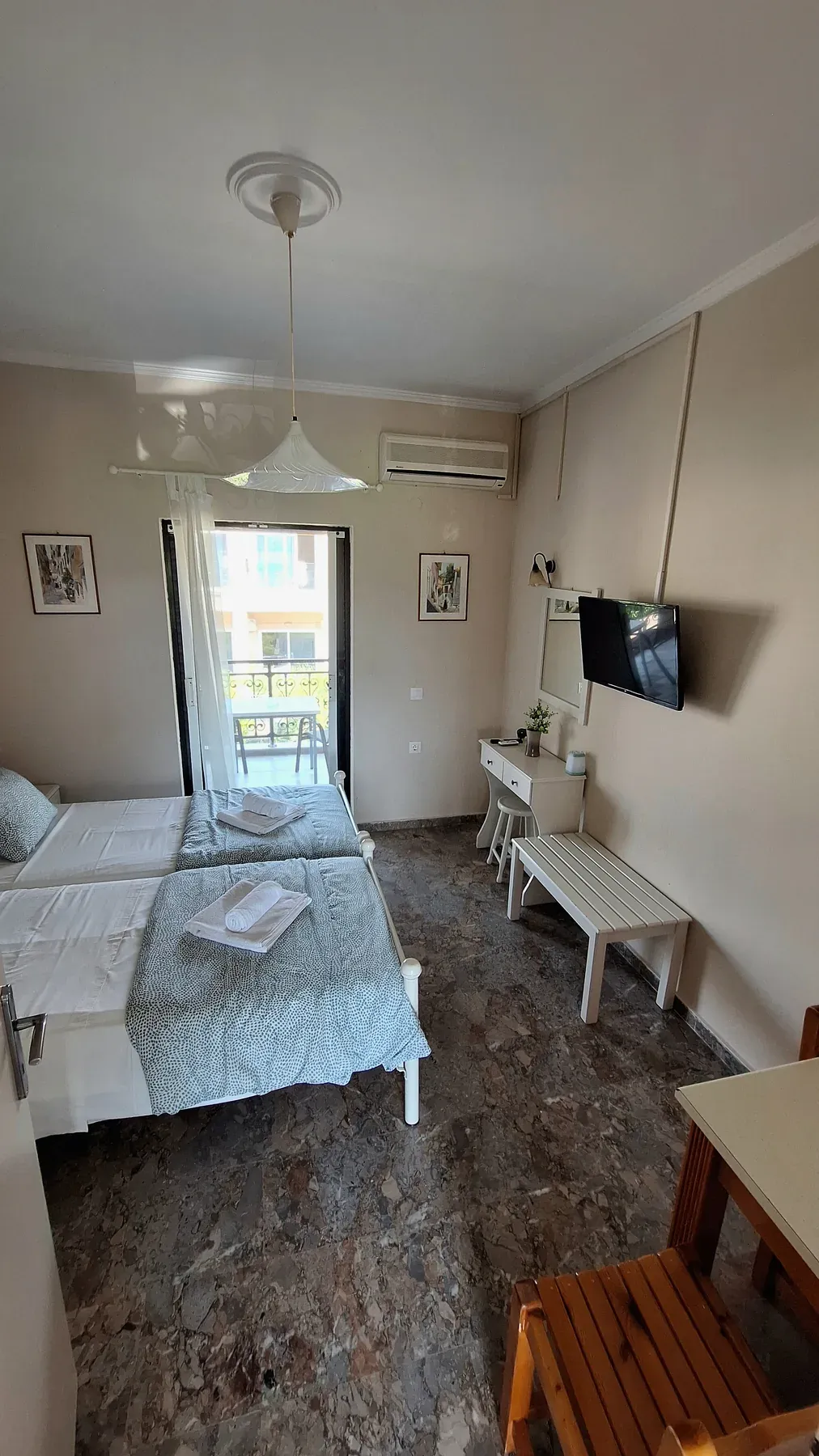 Main room in Apartment 8 at Antzela Apartments